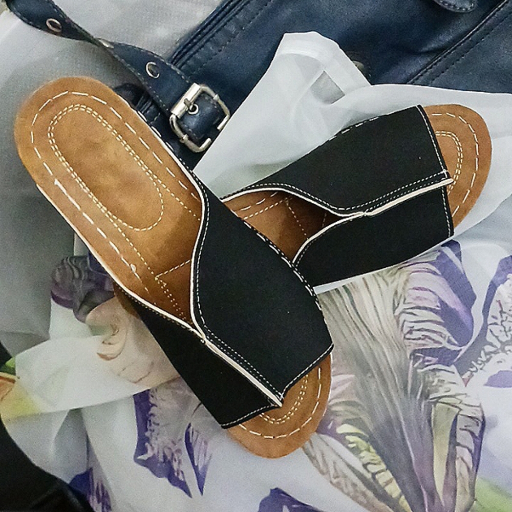 Platform sandals